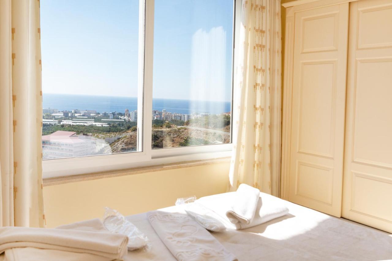 Gold City Luxury Accommodation Kargicak  Εξωτερικό φωτογραφία