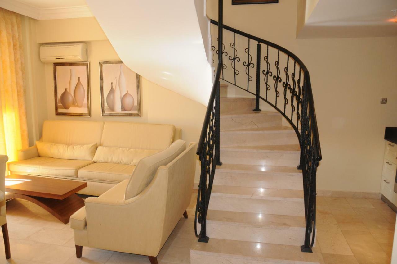 Gold City Luxury Accommodation Kargicak  Εξωτερικό φωτογραφία